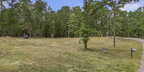 Image 2: Additional View
