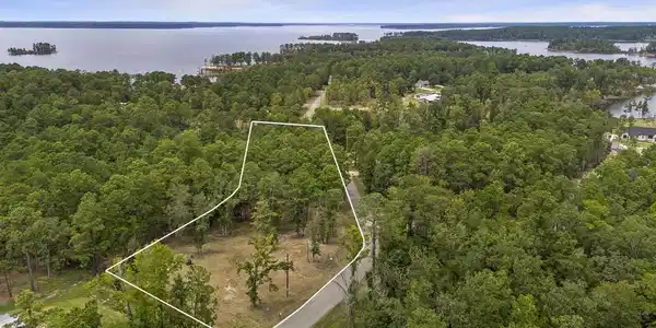 Image 4: Additional View