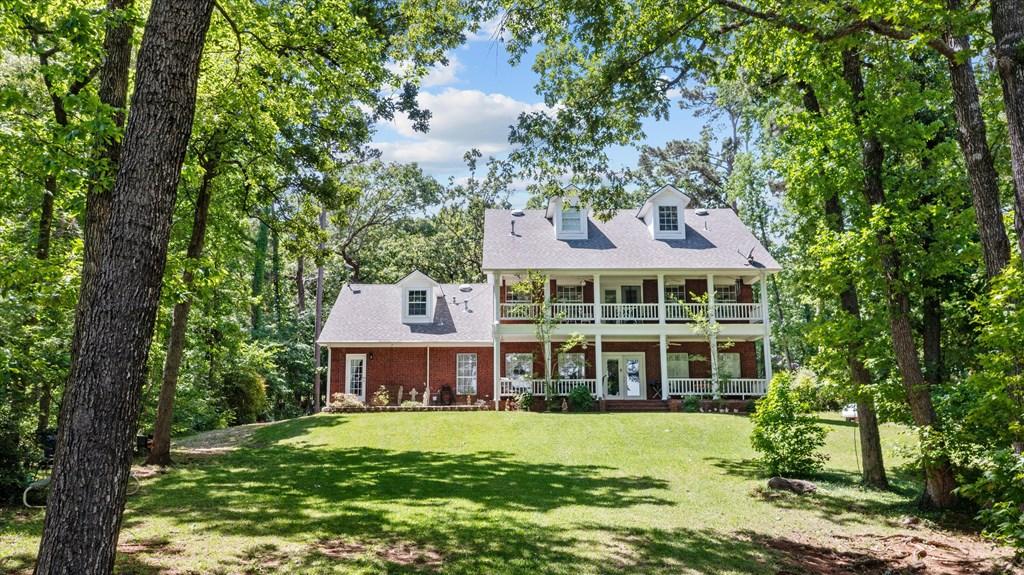 Image 3: back of house