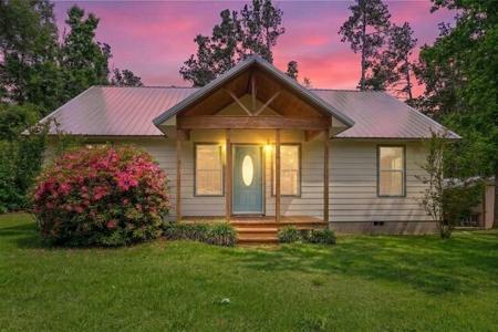 718 County Road 2693