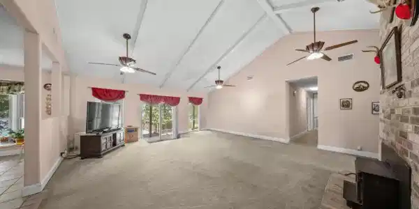 Image 3: Removed items with AI