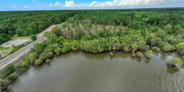 Image 3: Additional View