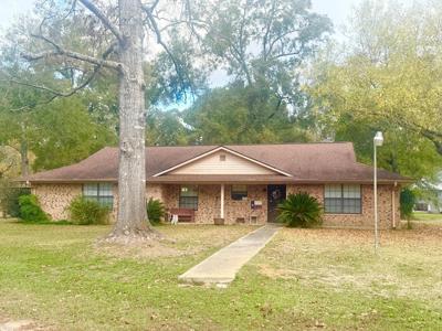 279 Holly Bay Circle