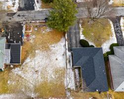 46 LINDEN RD