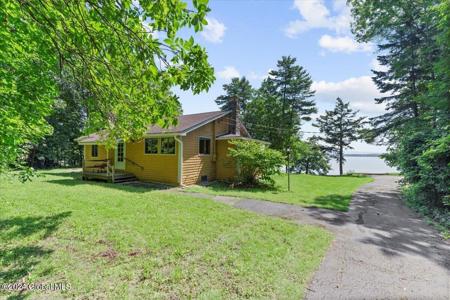 5810-5812 State Route 9N