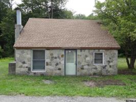 16 COMBS RDWY