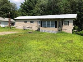 36 CEDAR HILL DR