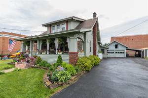 121 S THIRD ST