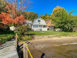 9104 LAKESHORE DR