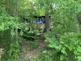2495 NORTH SHORE RD