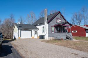 36 WOODSIDE AV