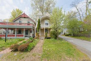 25 WESLEY AV