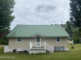 132 Northampton Drive N