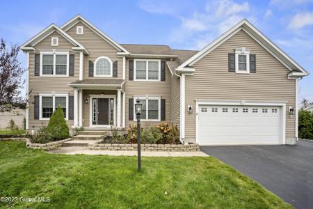 39 Walden Circle