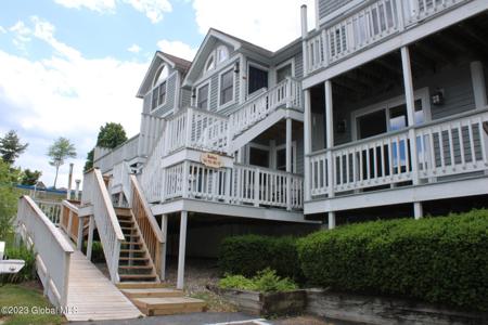 3014 Lake Shore Drive