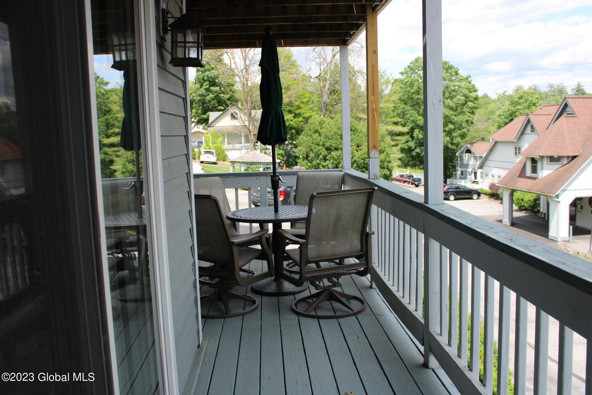 Image 2: unit 15 deck