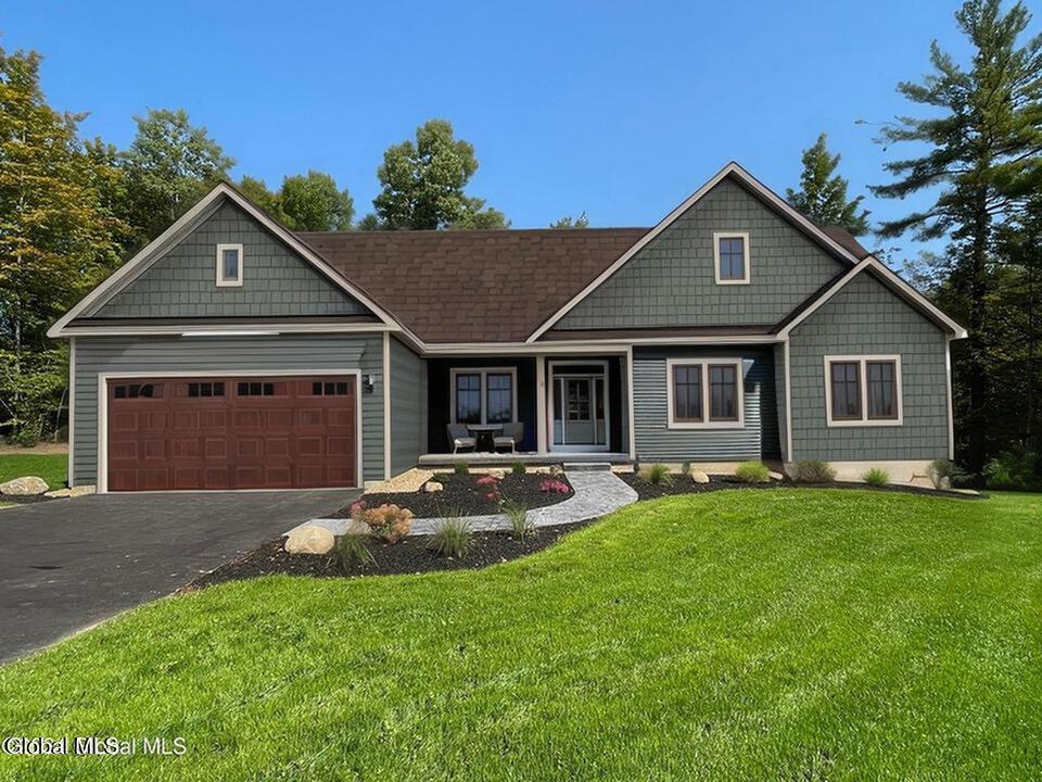 Image 1: lot 16- Franklin plan in myrtle green- e
