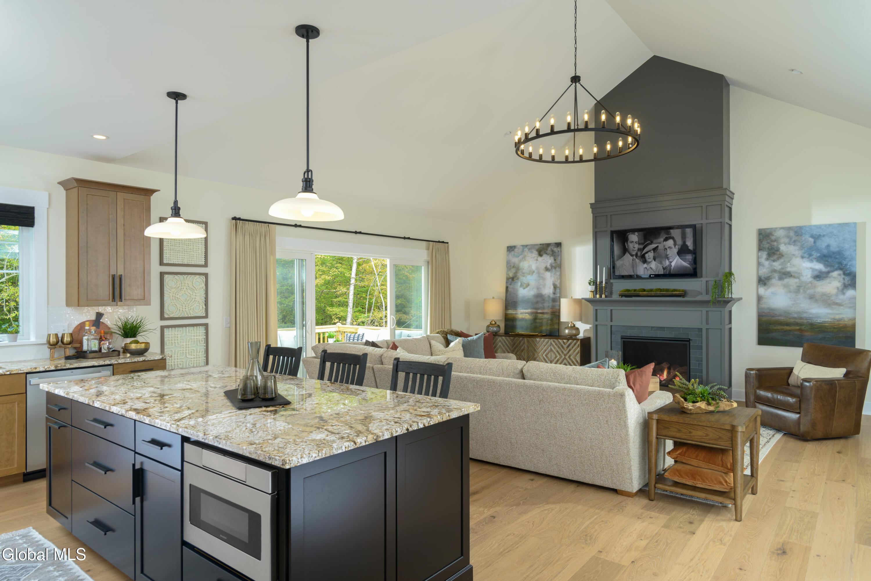 Image 3: kitchen 2- 10 Campbell