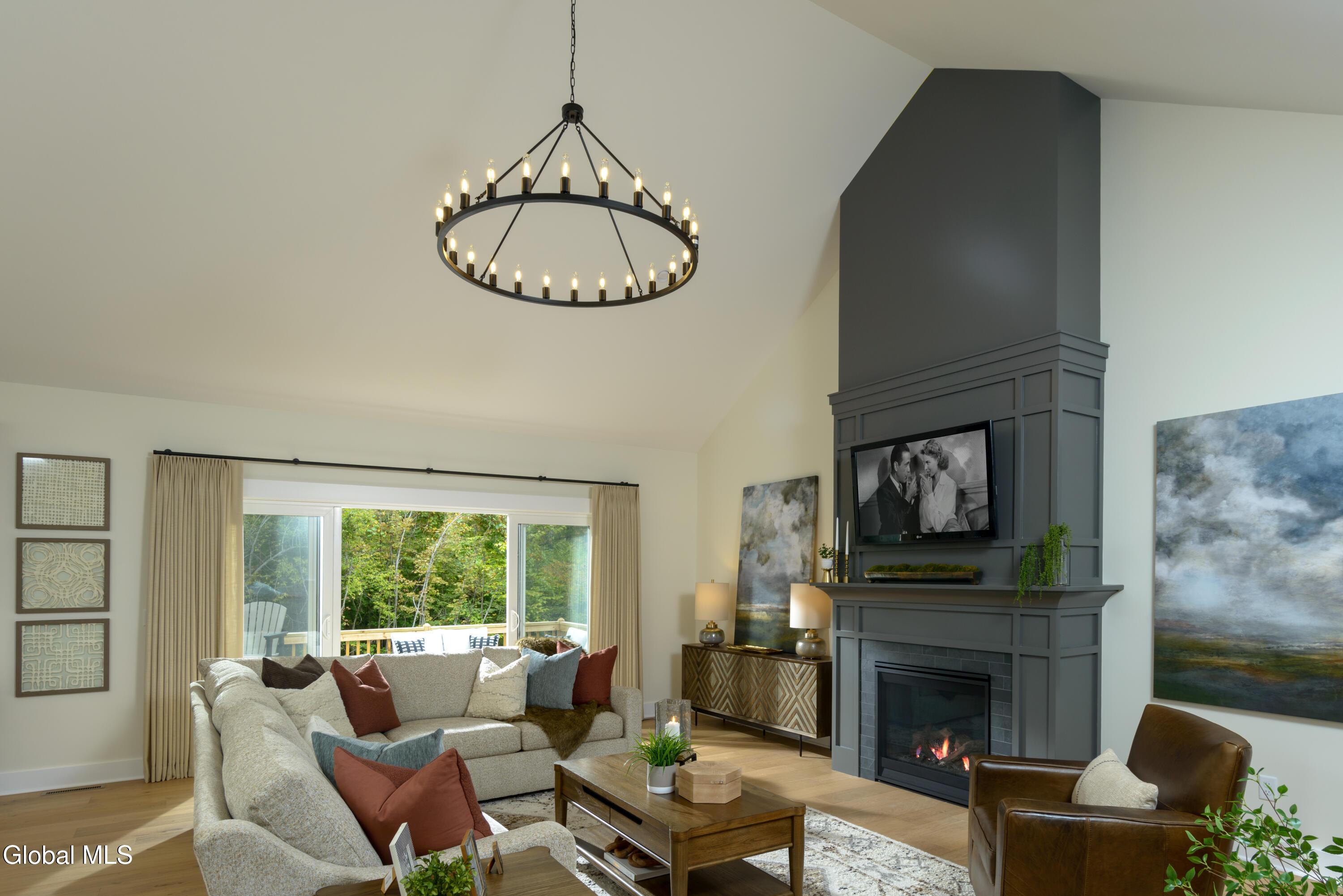 Image 4: livingroom- 10 Campbell