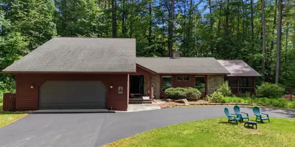 19 Birch Drive