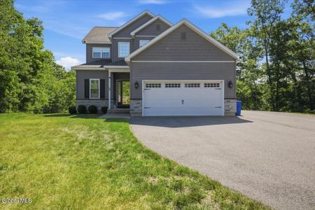 19 Highpointe Drive