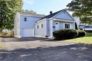 97 PINEHURST AV
