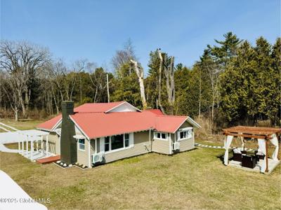 12 Berry Patch Way