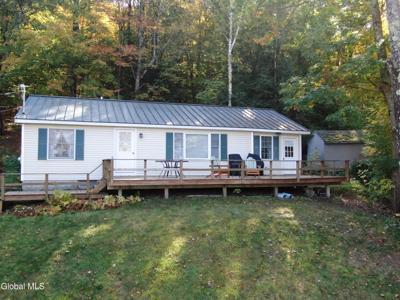 10 Mountain Stream Lane