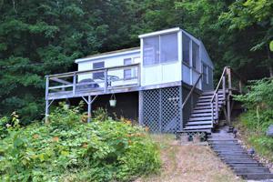 13 IROQUOIS DR