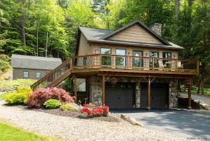 2106 SOUTH SHORE RD
