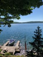 9562 LAKESHORE DR