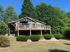 12 BERRY HILL WAY