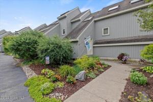 6 Juniper Hill Drive