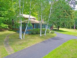 14 NORTH BOLTON RD