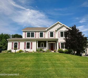 27 Walden Circle