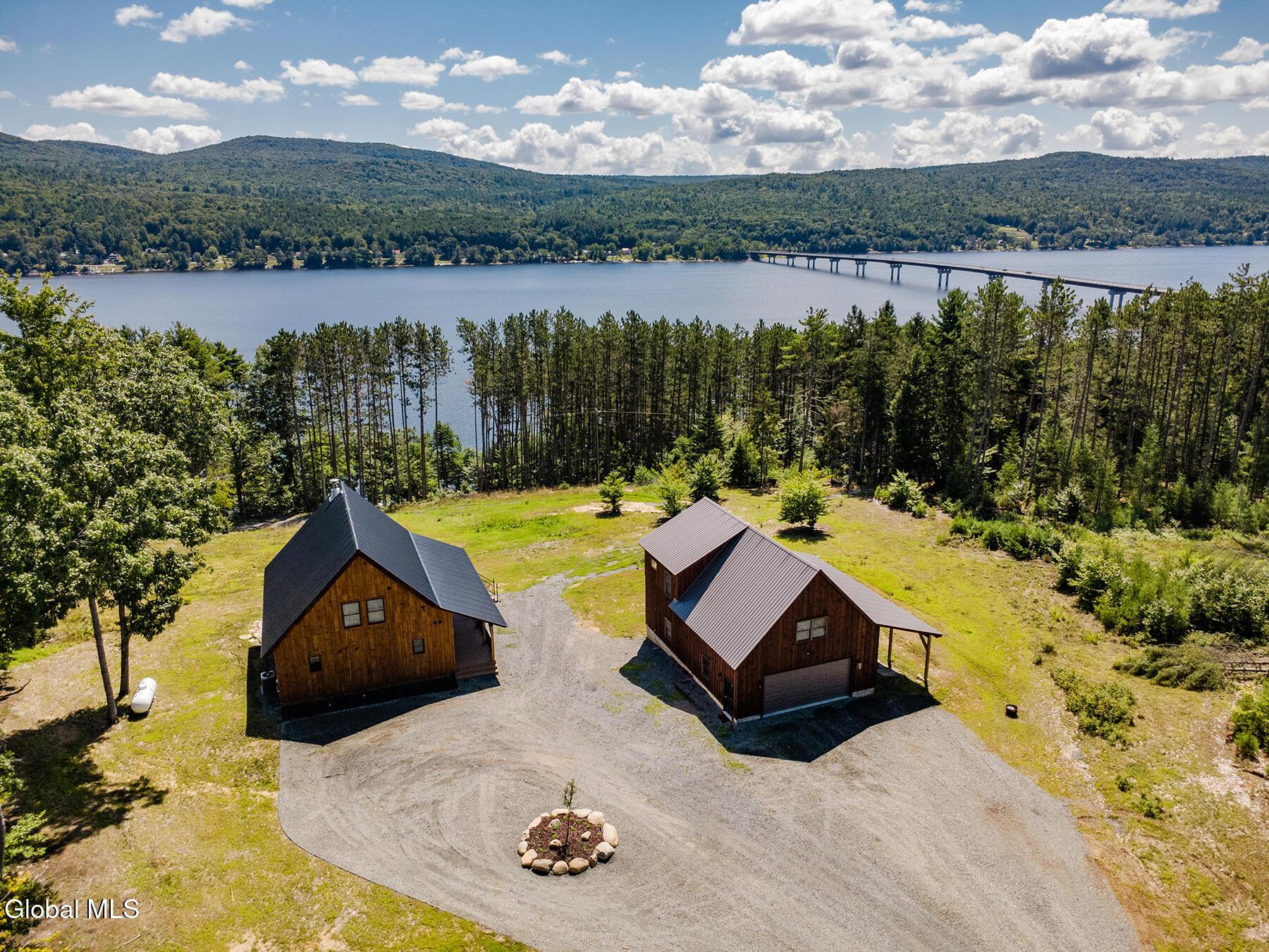 Image 3: 16 Adk Acres - Northville - 37