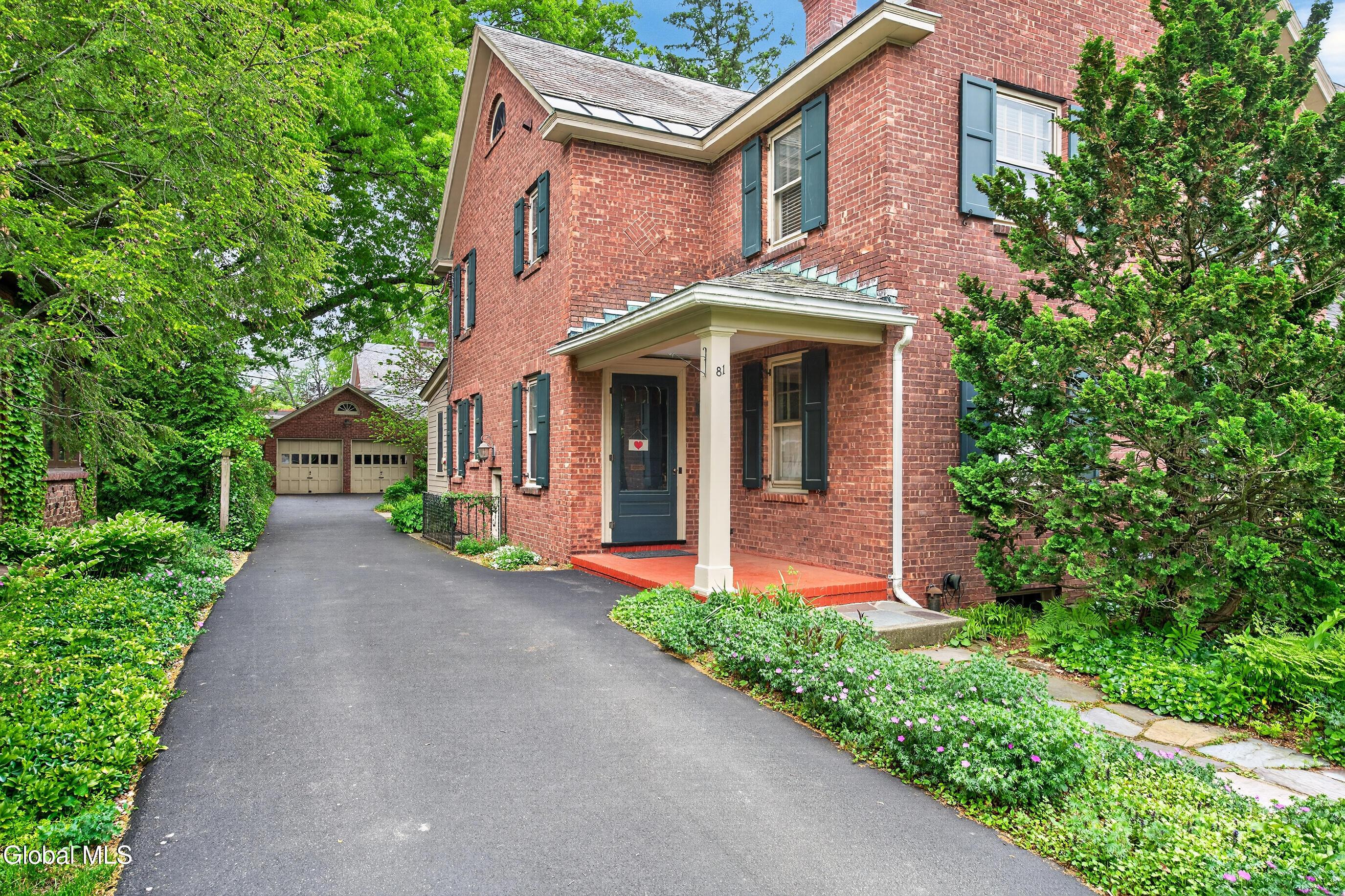 Image 2: 003-81-Brookline-Ave-Albany-NY-12203