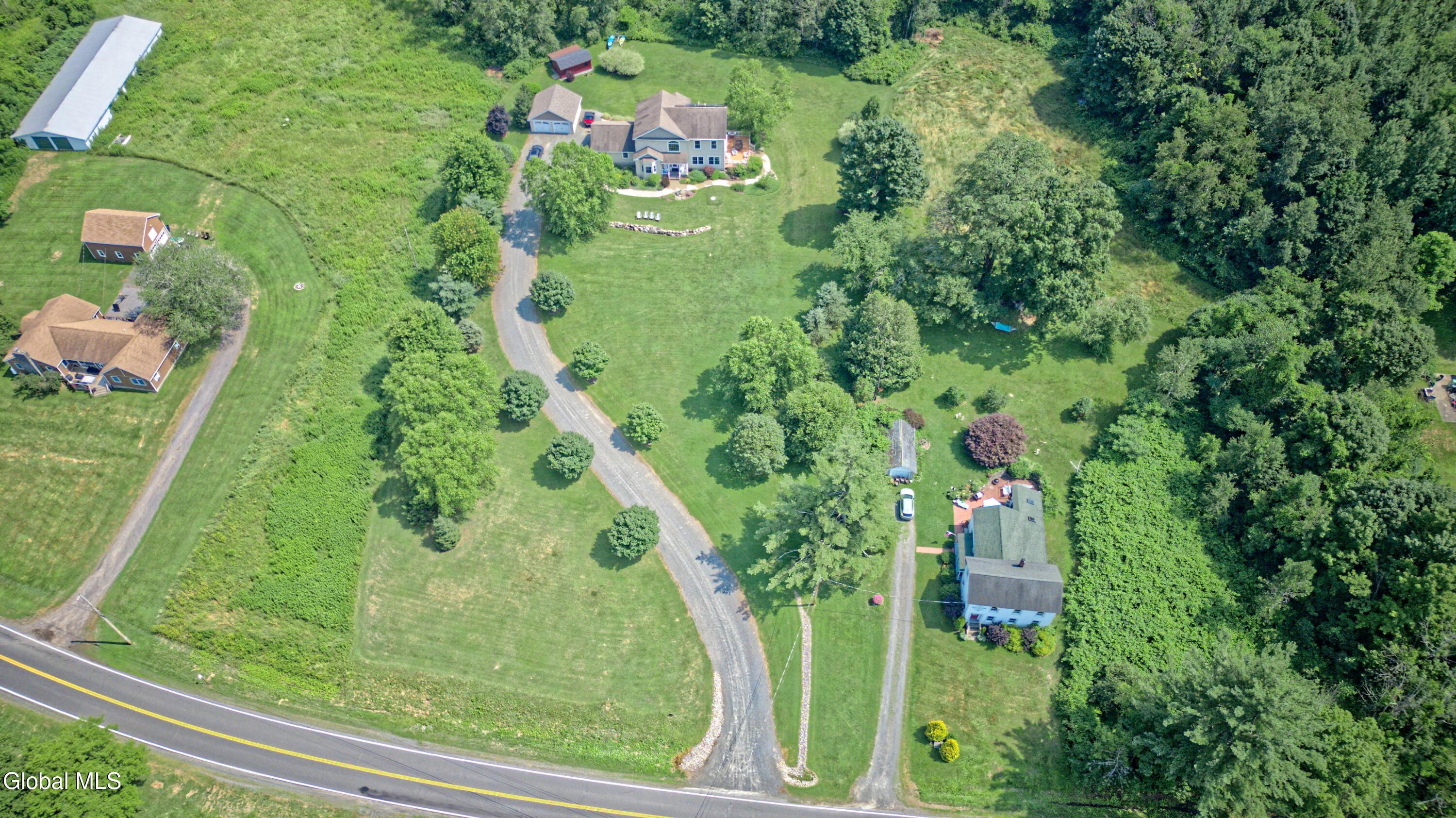 Image 4: 1 Air Photo 2
