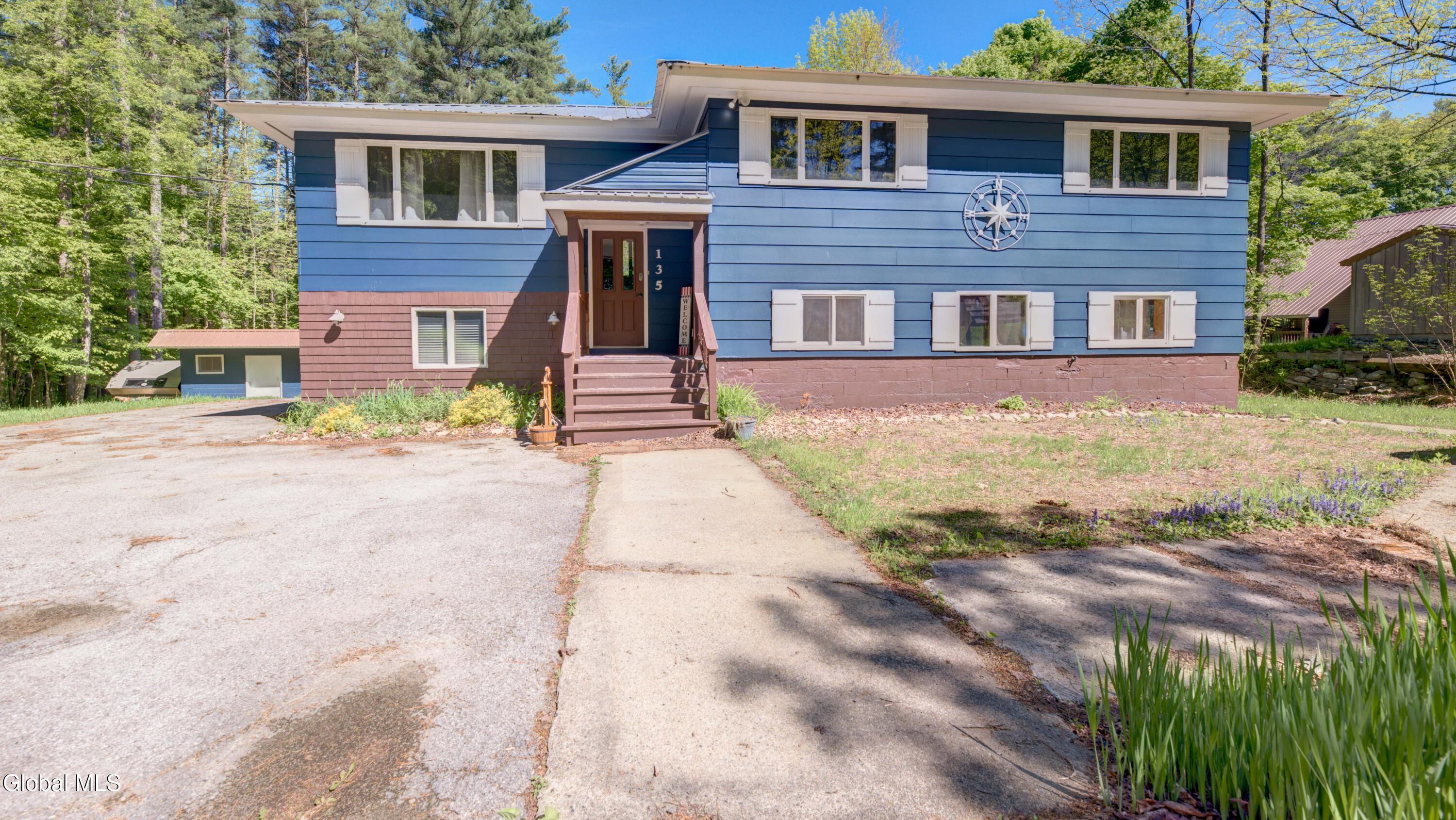 Image 2: 135 Buttermilk Hill-25