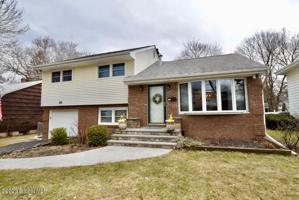 111 Orlando Avenue