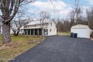 102 East Side Dr Drive