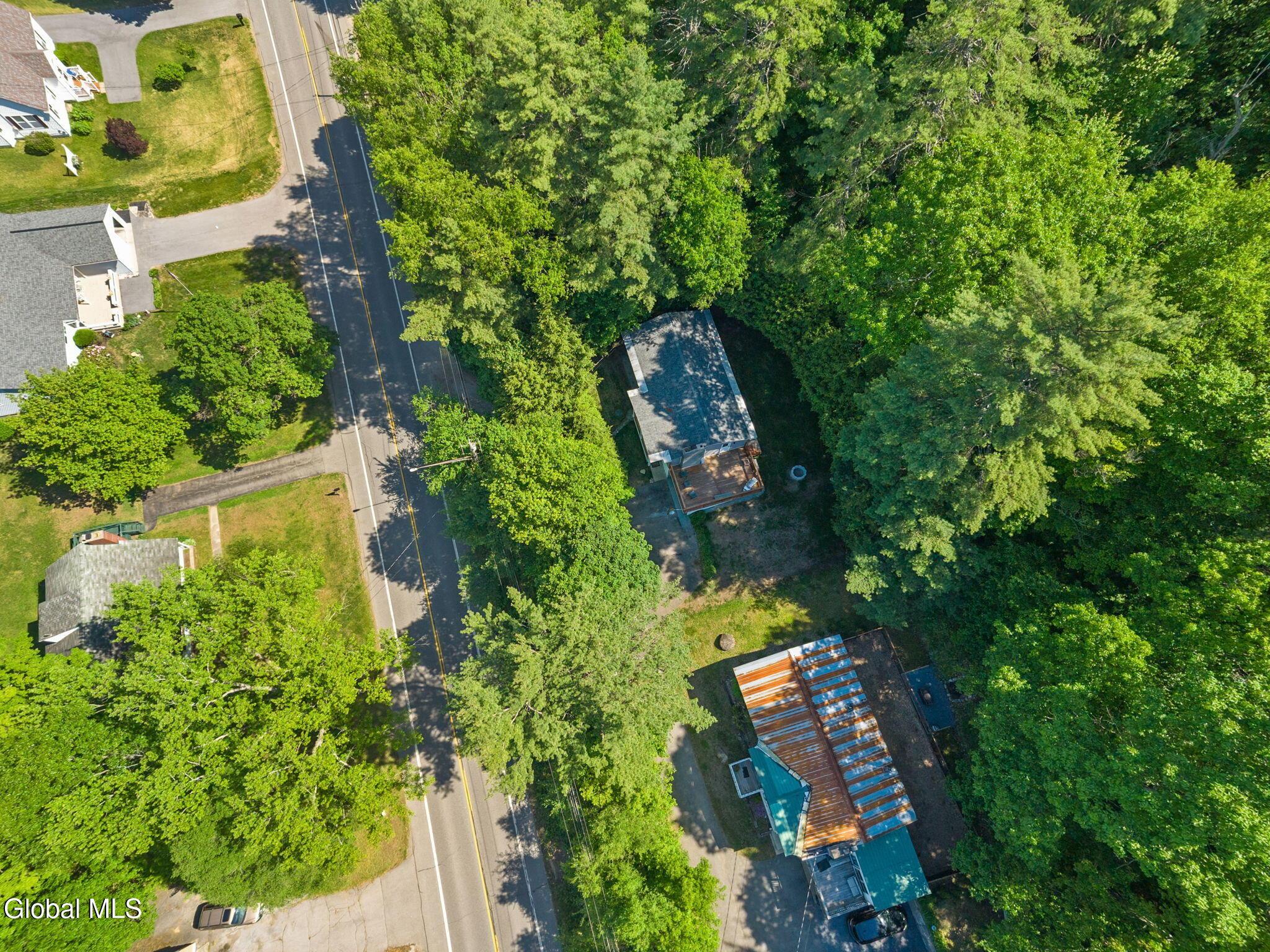 Image 2: 52-424LakeAve_52