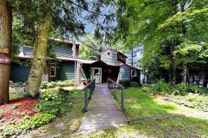35 DANIELS RD