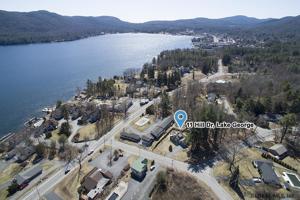 11 HILL DR