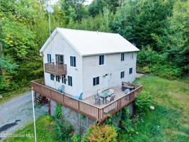 183 River Road