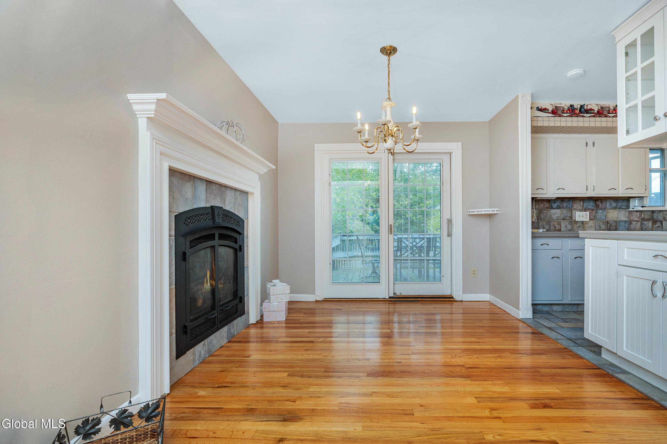 Image 4: 037-104-Orlando-Ave-Albany-NY-12203