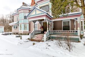 2695 MAIN Street