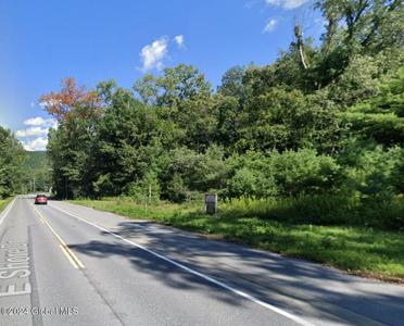 3995 Route 9L