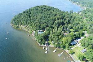 6 EAST COVE RD