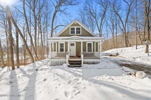 42 Upper Hubbell Lane